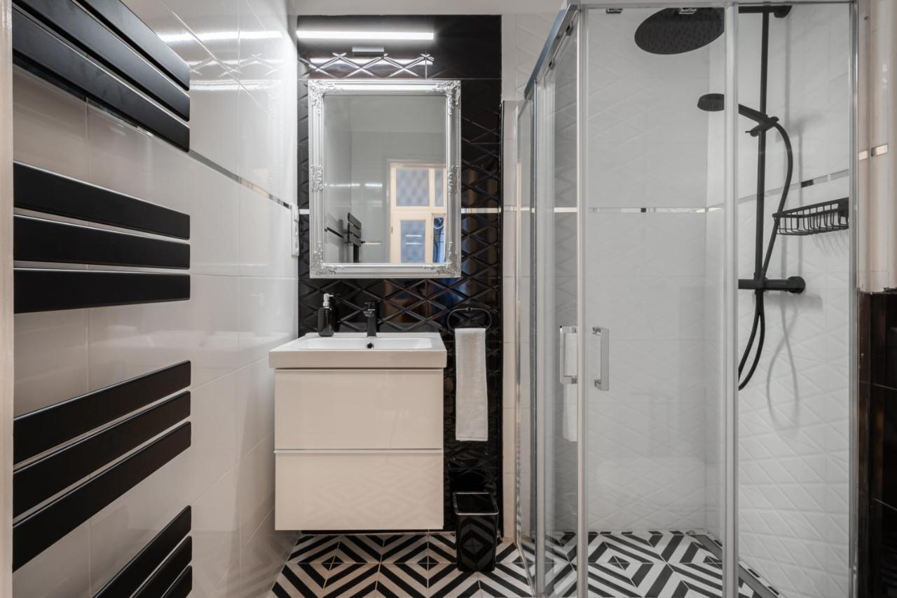 Apartament Premium Art Deco At Broadway // 4bdr & 3br Budapesta