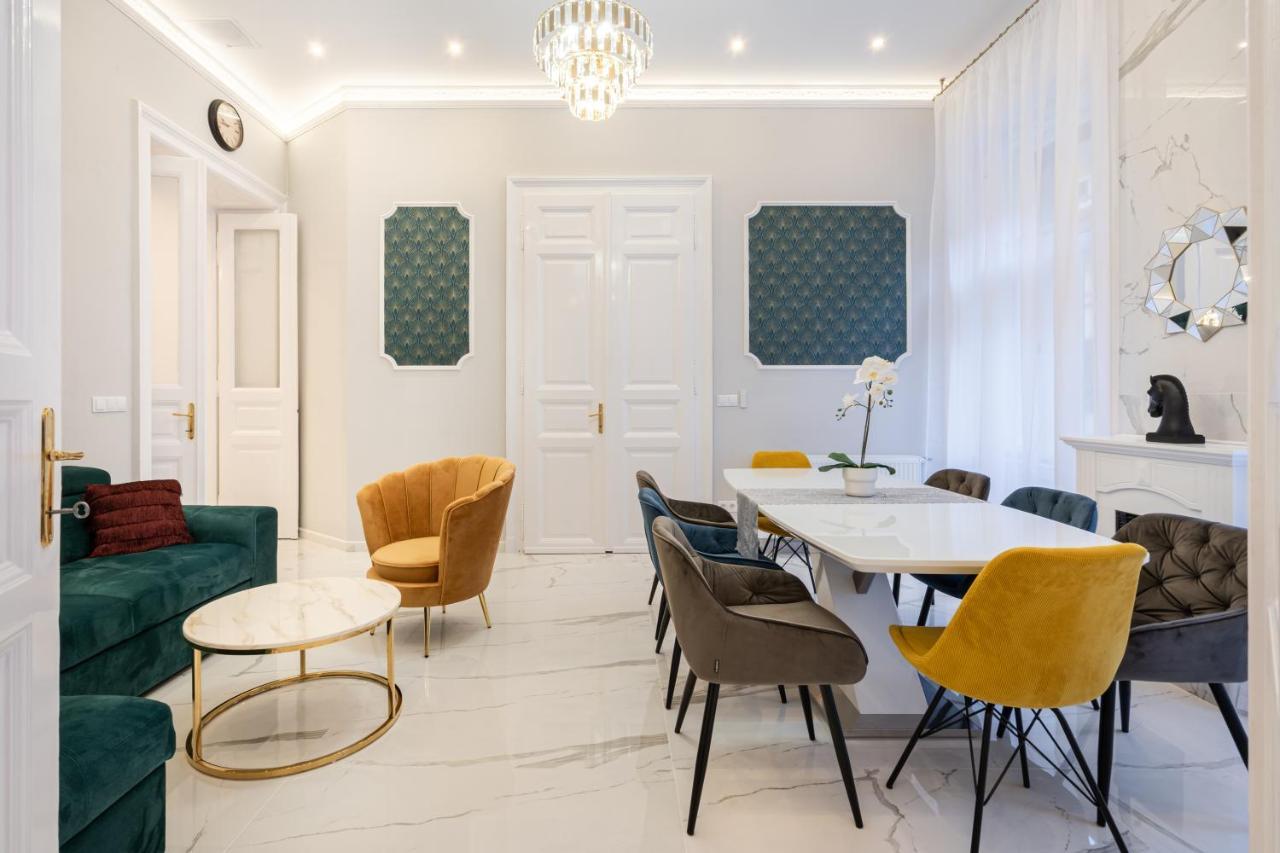 Premium Art Deco At Broadway // 4bdr & 3br Apartmán Budapest