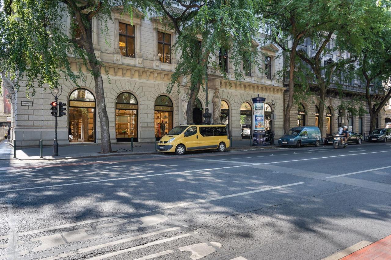 Apartmán Premium Art Deco At Broadway // 4bdr & 3br